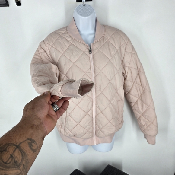 Alyned Together Quilted Reversible Bomber Jacket Pink Sherpa Lined Women’s Small - Picture 5 of 9